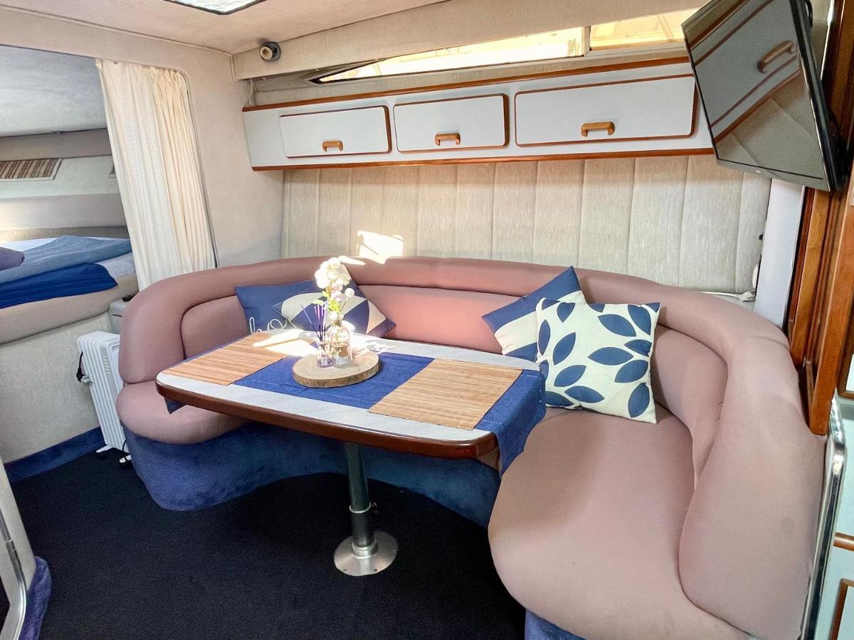 Yacht Hotel Barcelona Sant Adria de Besos Buitenkant foto
