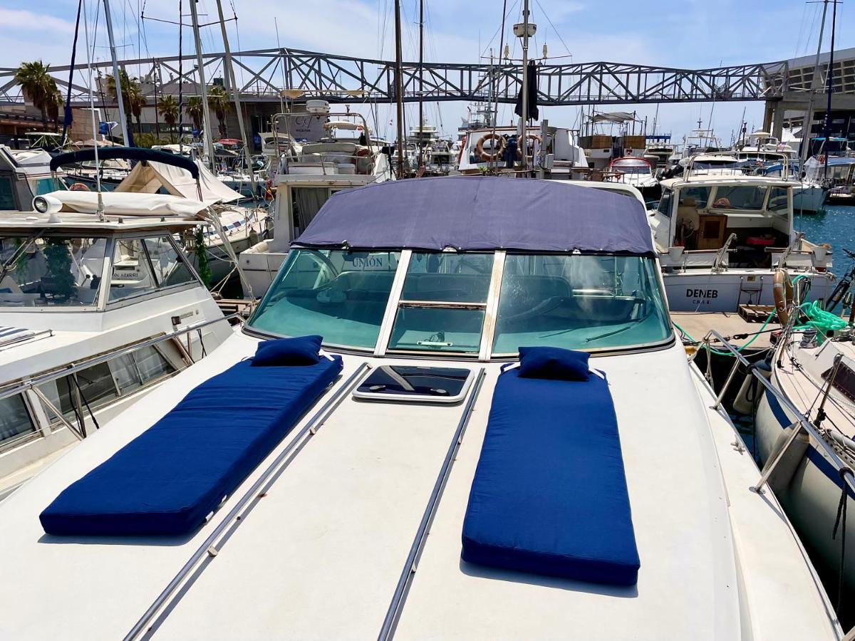 Yacht Hotel Barcelona Sant Adria de Besos Buitenkant foto